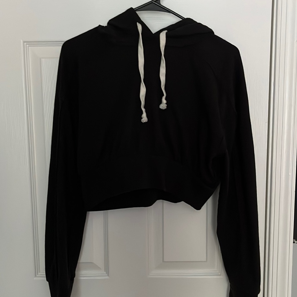 Women's Forever 21 Crop Hoodie Size L